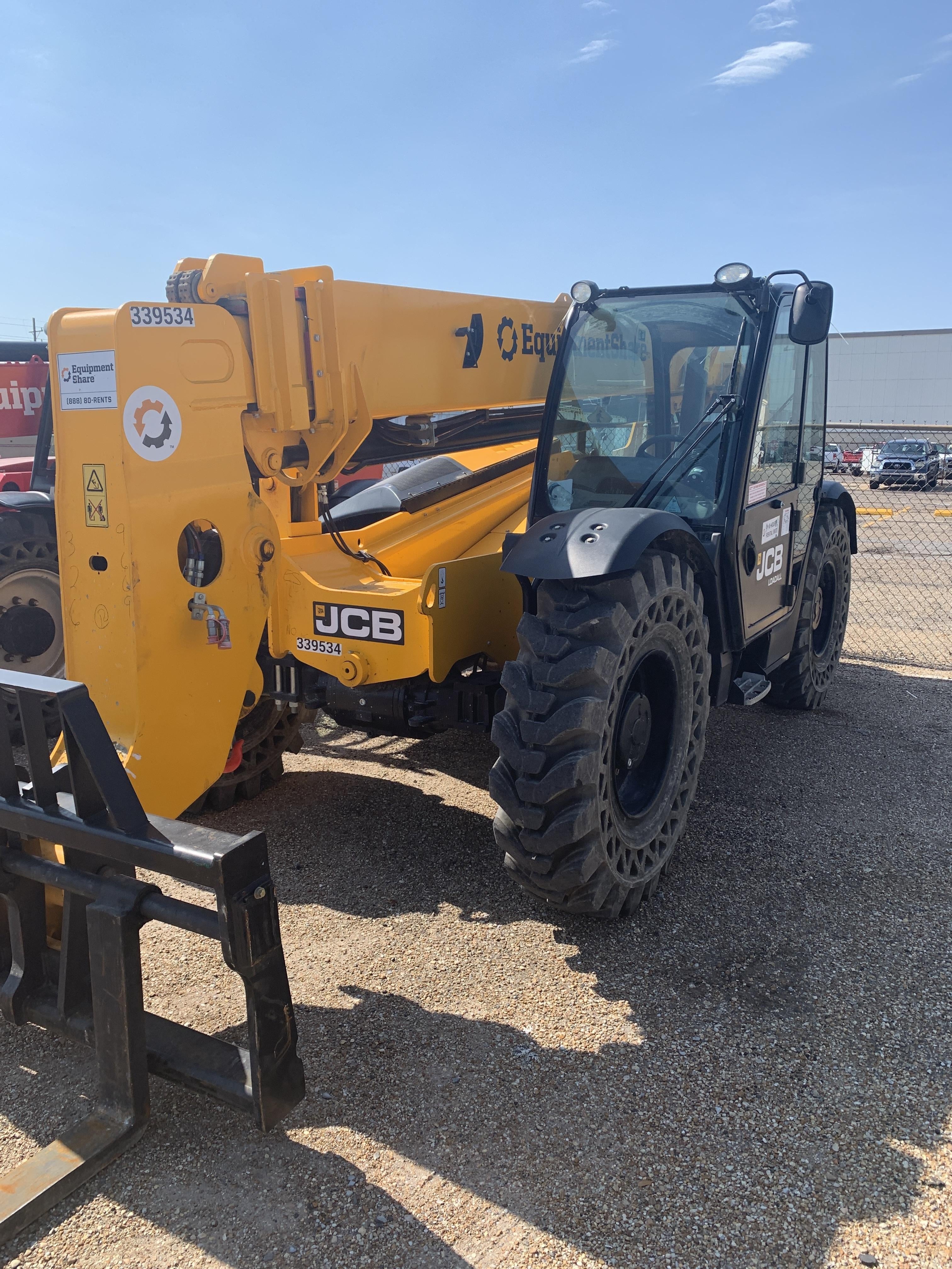 2023 JCB 509-42