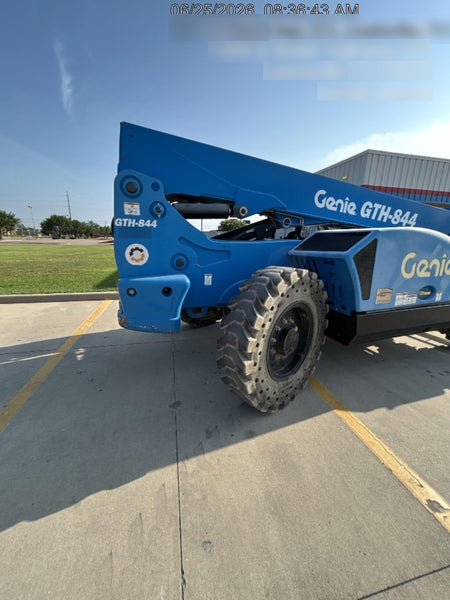 2018 GENIE GTH-844
