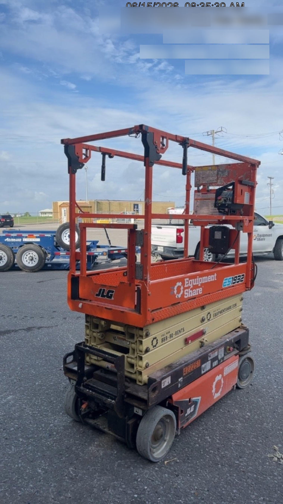 2024 JLG ES1932