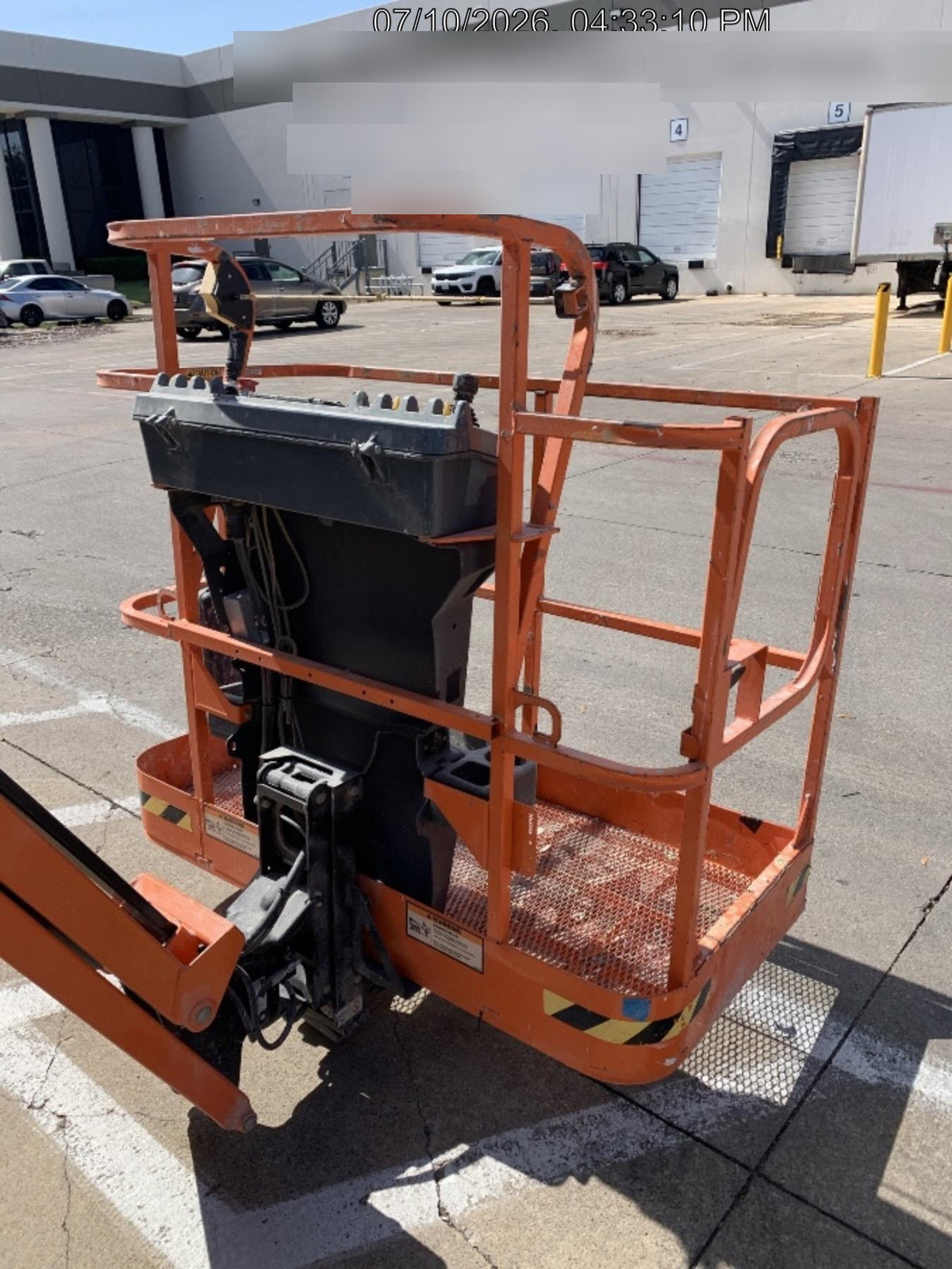 2021 JLG E450AJ