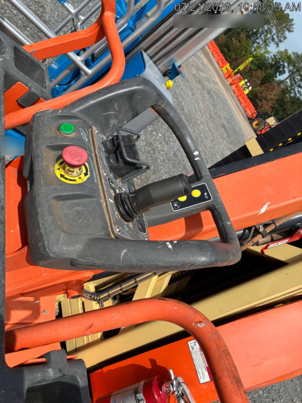 2020 JLG T26E