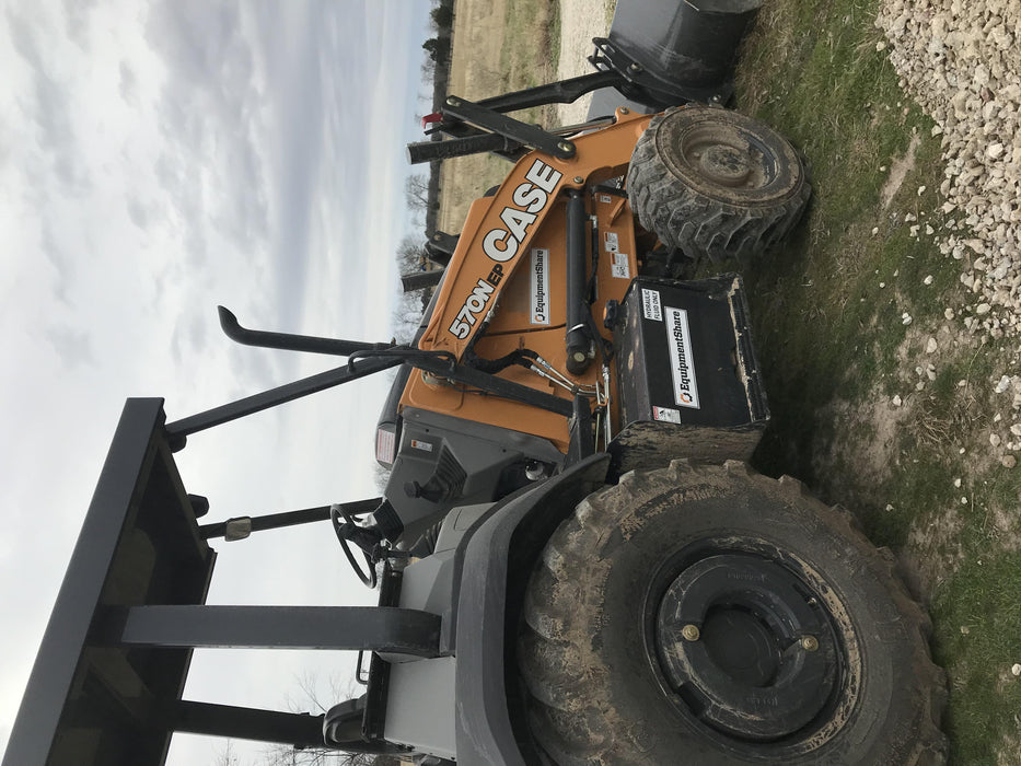 2019 Case 570N EP Canopy, 4WD, GP Front Bucket, Dual Tilt Cylinder, 84" Box Blade w/ Scarifier, Wheel Weights, Beacon