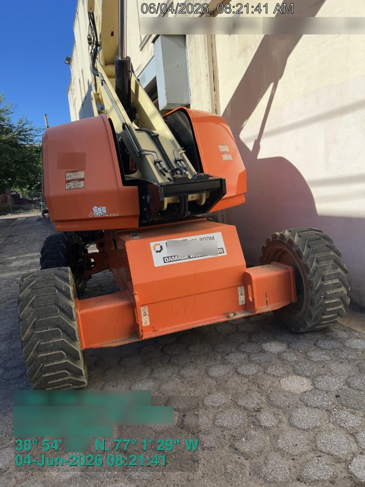 2019 JLG 660SJ