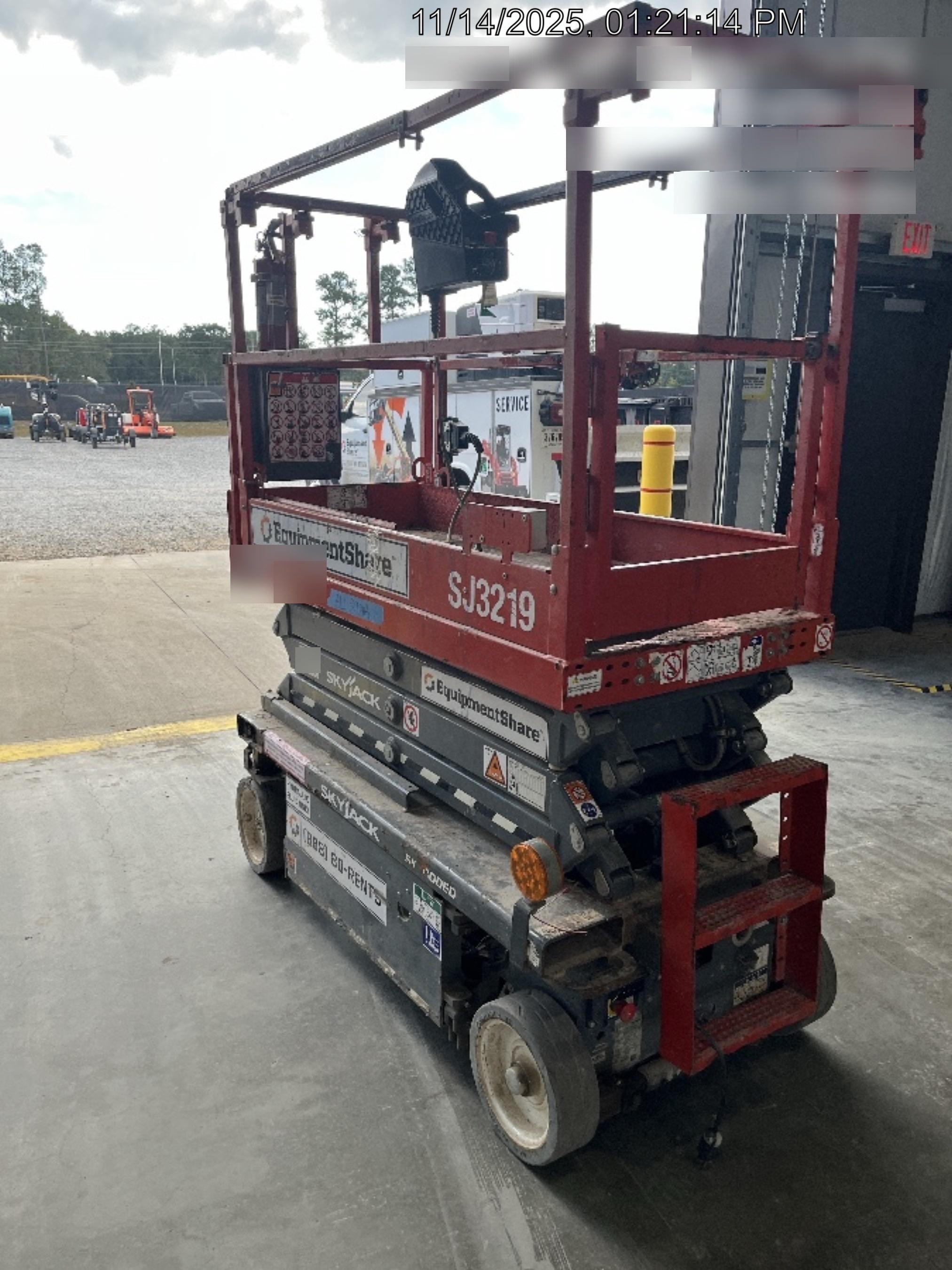 2021 SKYJACK SJ3219
