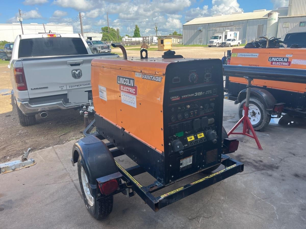 2021 Lincoln Electric Vantage 322 Vantage 322 Ready Pak 3 w/ Decals, ORANGE (includes trailer, cable rack, fender light kit) NO Telematics
