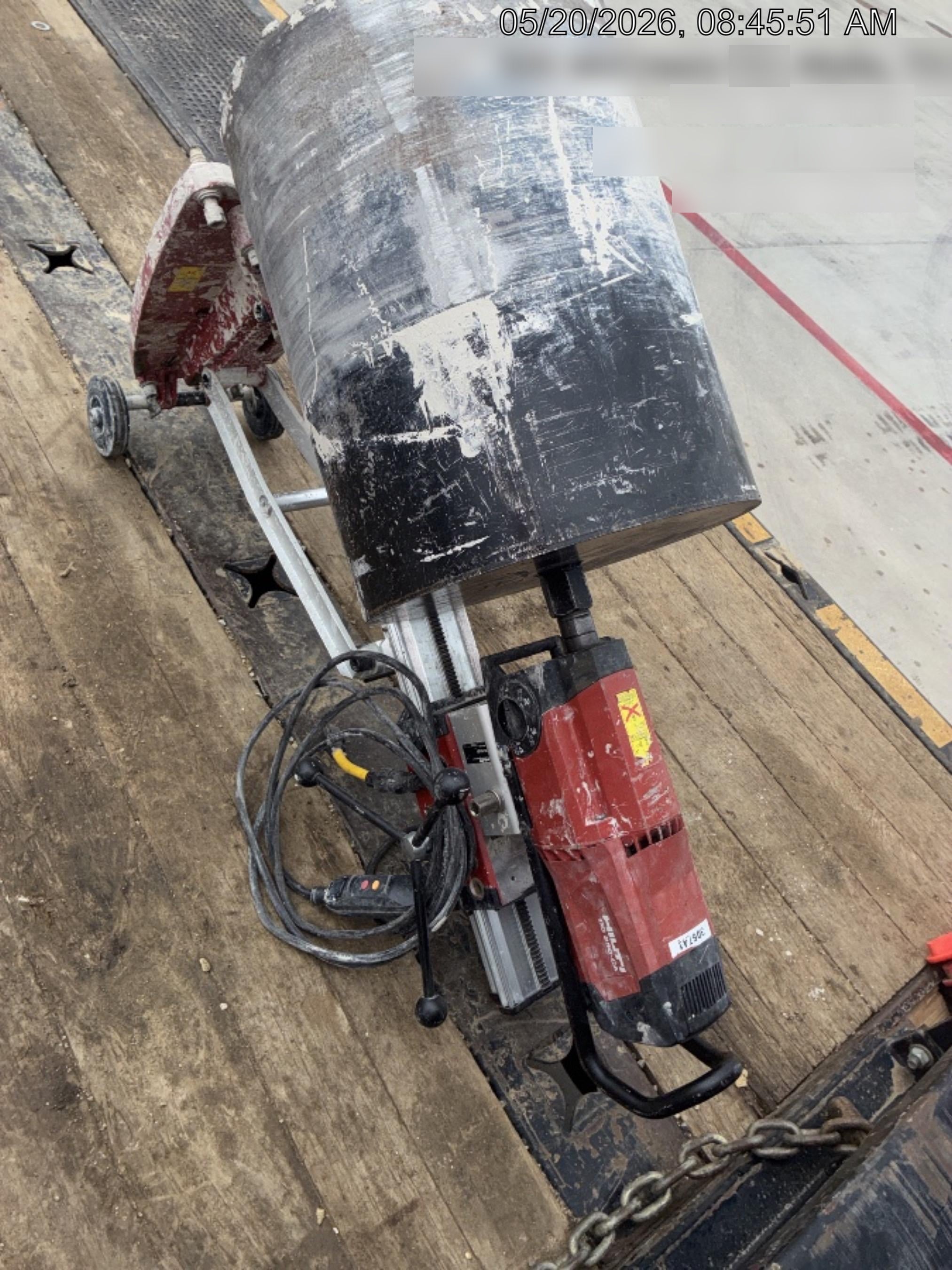 2023 HILTI DD250E