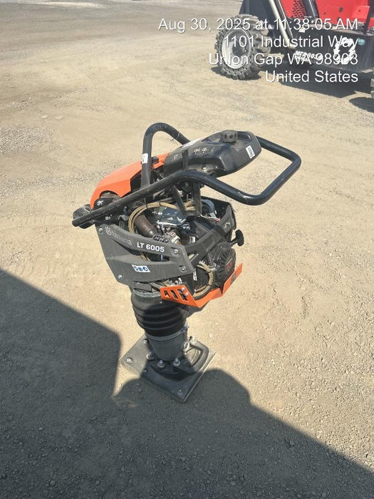 2025 HUSQVARNA LT6005