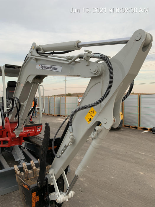 2021 TAKEUCHI TB250-2