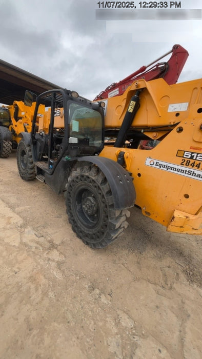 2019 JCB 512-56 109 HP w/Open ROPS, Beacon, Aux Hydraulics, Worklights, Solid Tires 60" Carriage/Forks