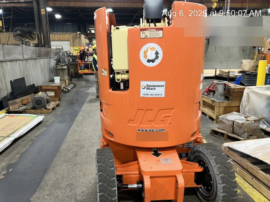 2019 JLG E300AJP