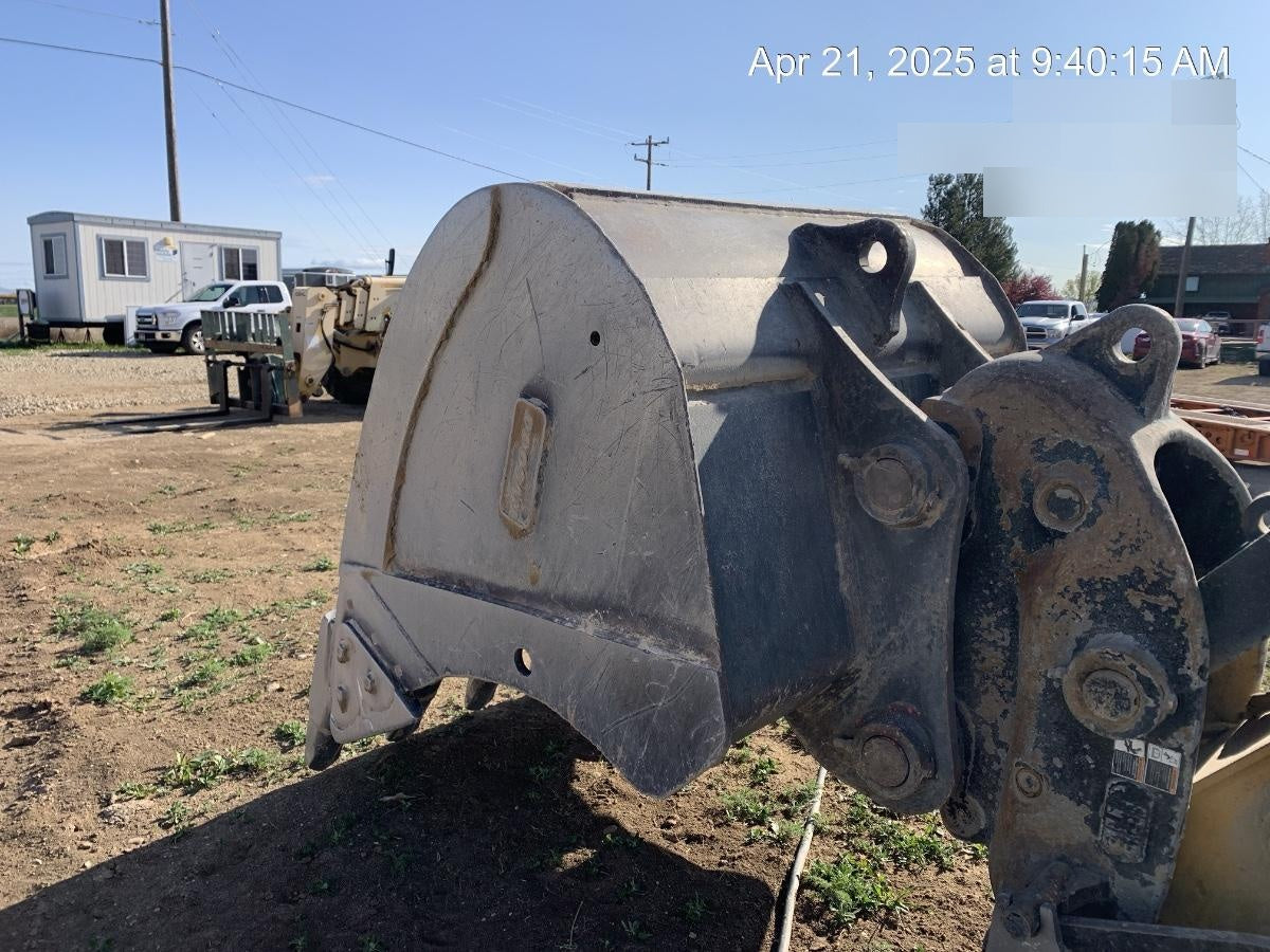 2020 DOOSAN Doosan 60" Bucket