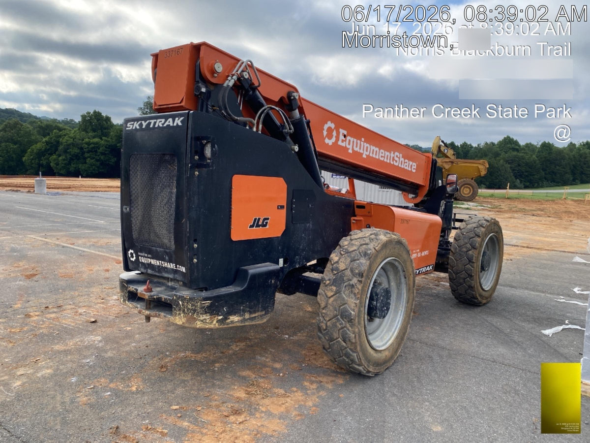 2023 SKYTRAK 8042