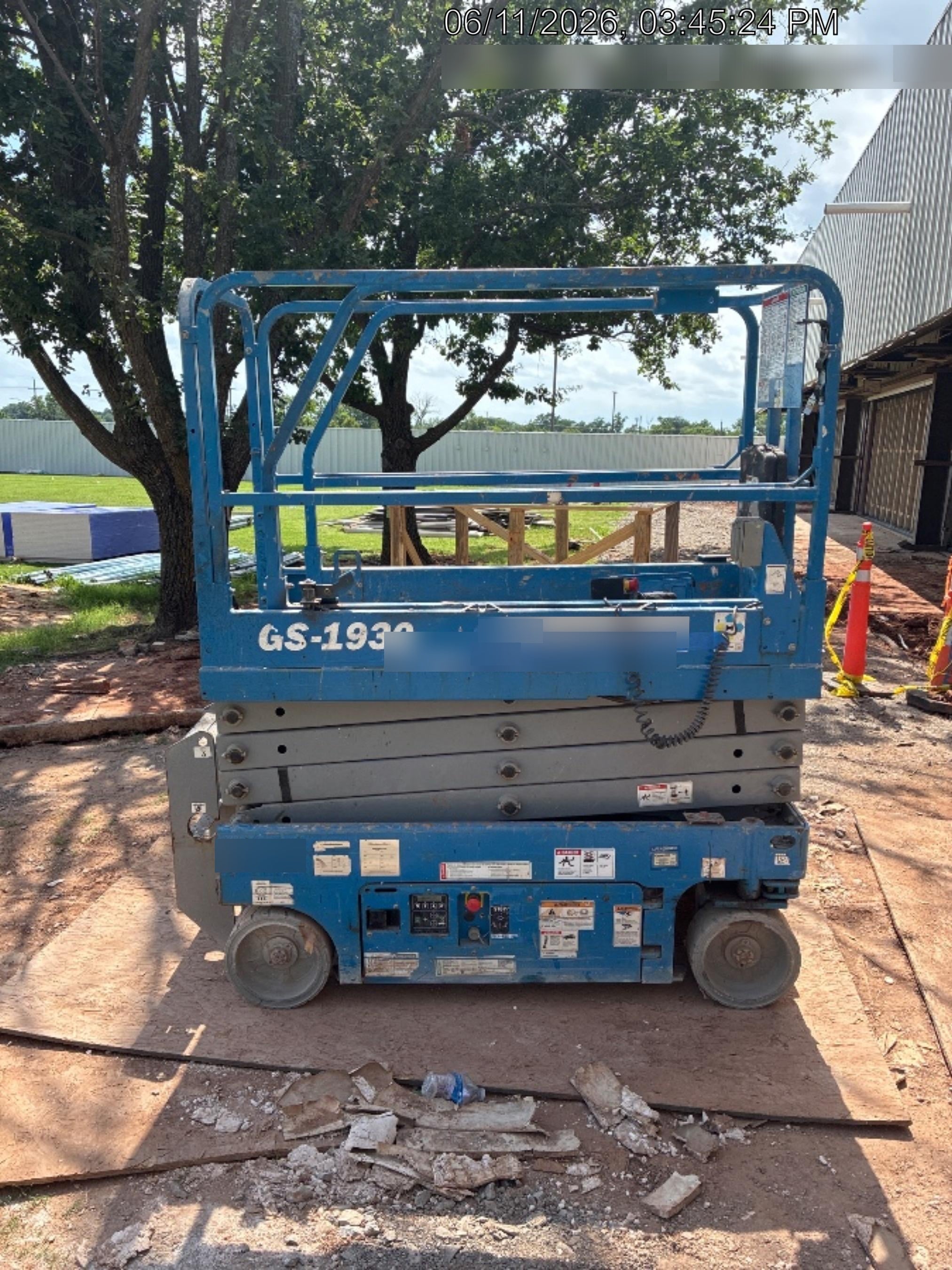 2019 Genie GS-1930 Fixed rails with chain Entry