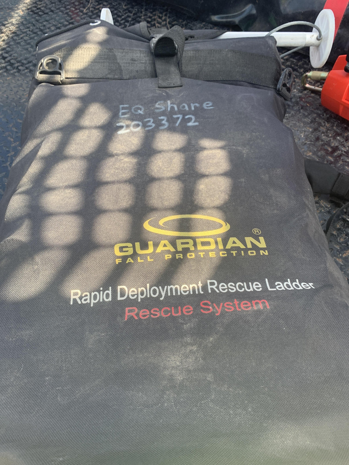2022 GUARDIAN 15046