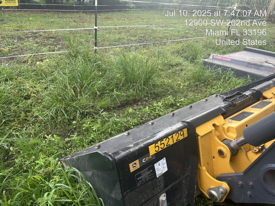 2025 JOHN DEERE 84" Bucket - John Deere