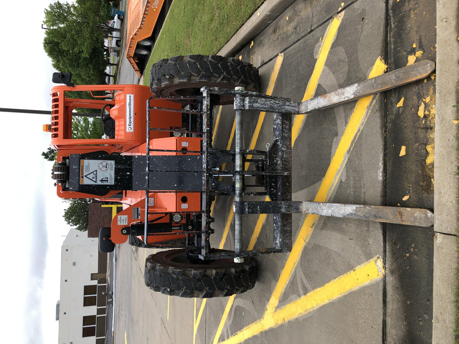 2019 Skytrak 6036 Canopy, Solid Tires, LED Work Lights, Beacon 50" Carriage, 48" Pallet Forks