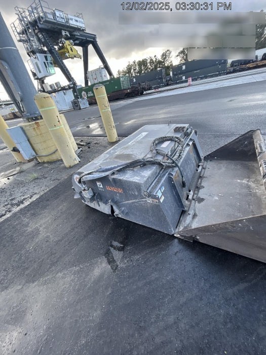 2021 PALADIN Sweepster SB72