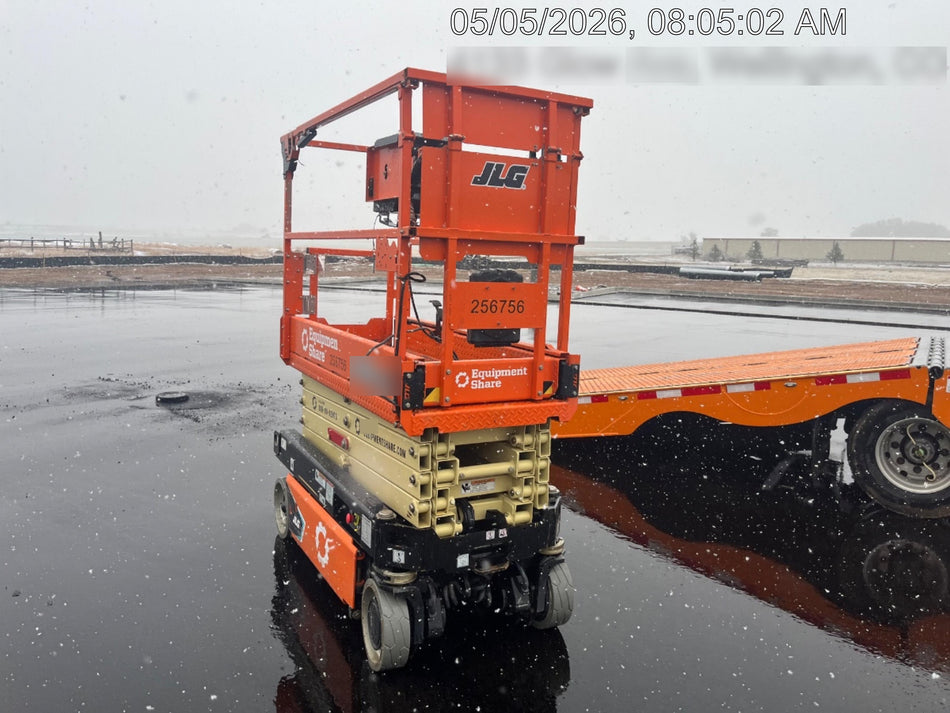 2022 JLG ES1932