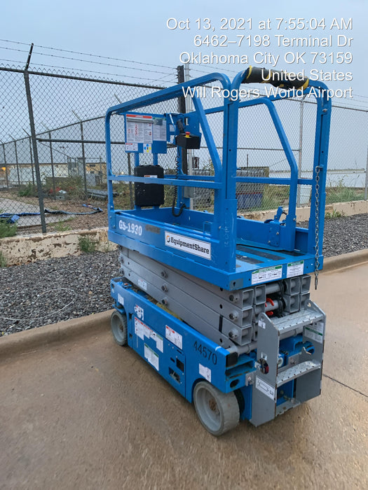 2019 Genie GS-1930 Fixed rails with chain Entry