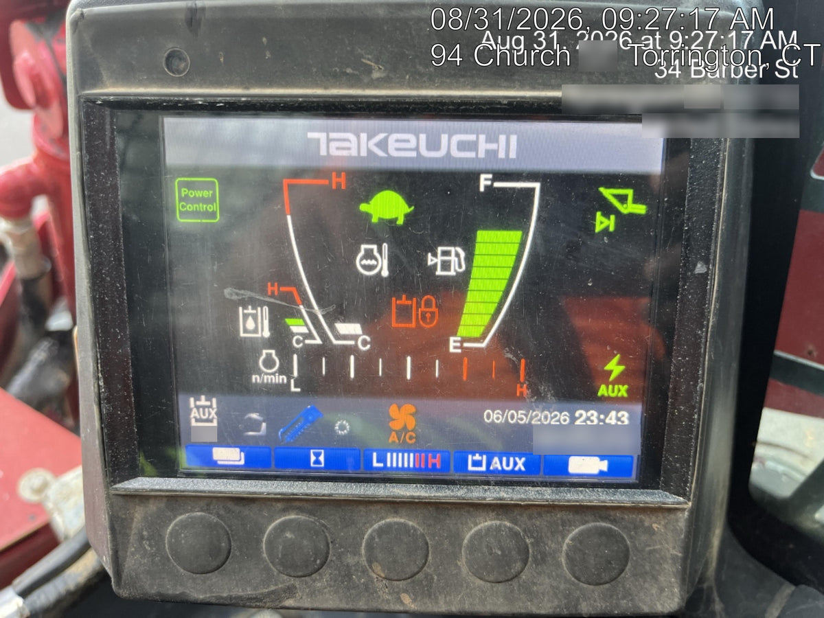 2021 TAKEUCHI TL10V2-CR