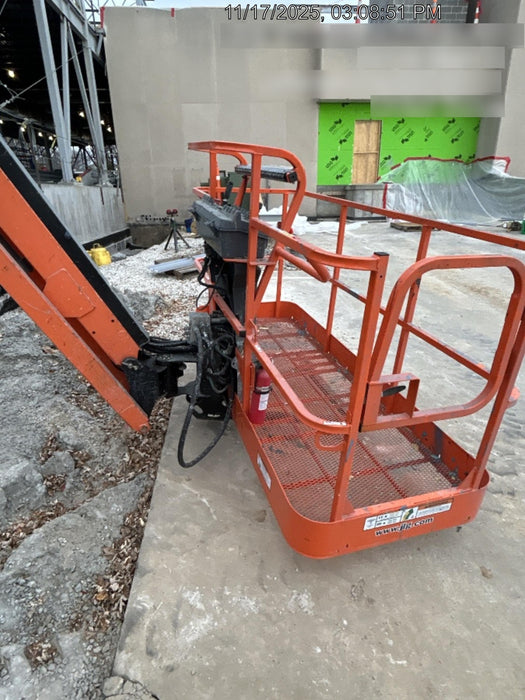 2019 JLG 660SJ
