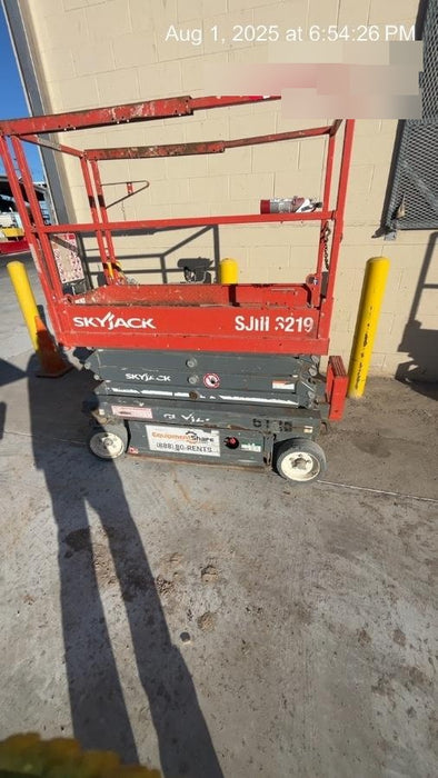 2017 Skyjack SJIII-3219 Skyjack SJ3219, Trojan Battery Set, Extended Warranty 5yr/5k hr