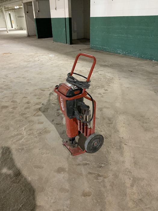2020 HILTI TE 3000-AVR