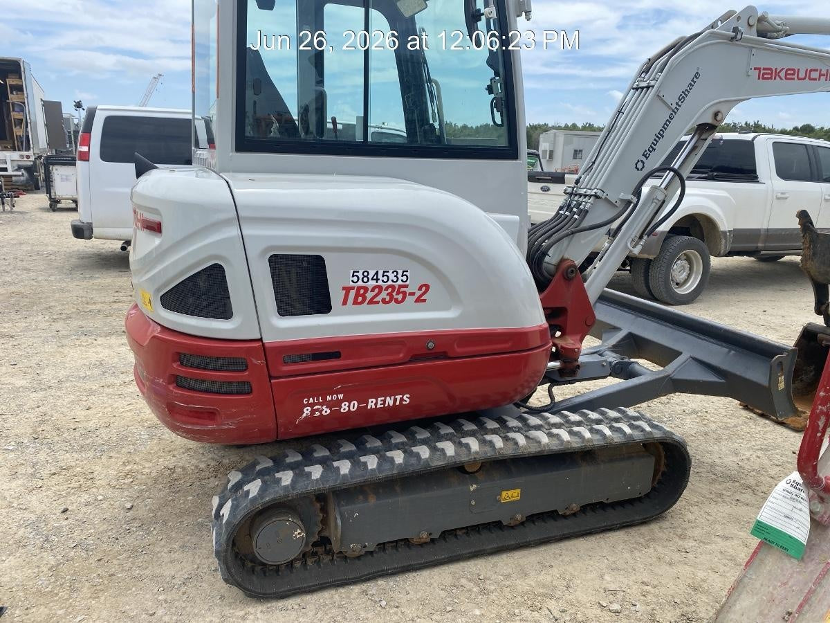 2025 TAKEUCHI TB235-2CR