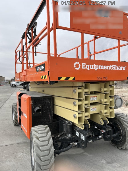 2025 JLG RT4394