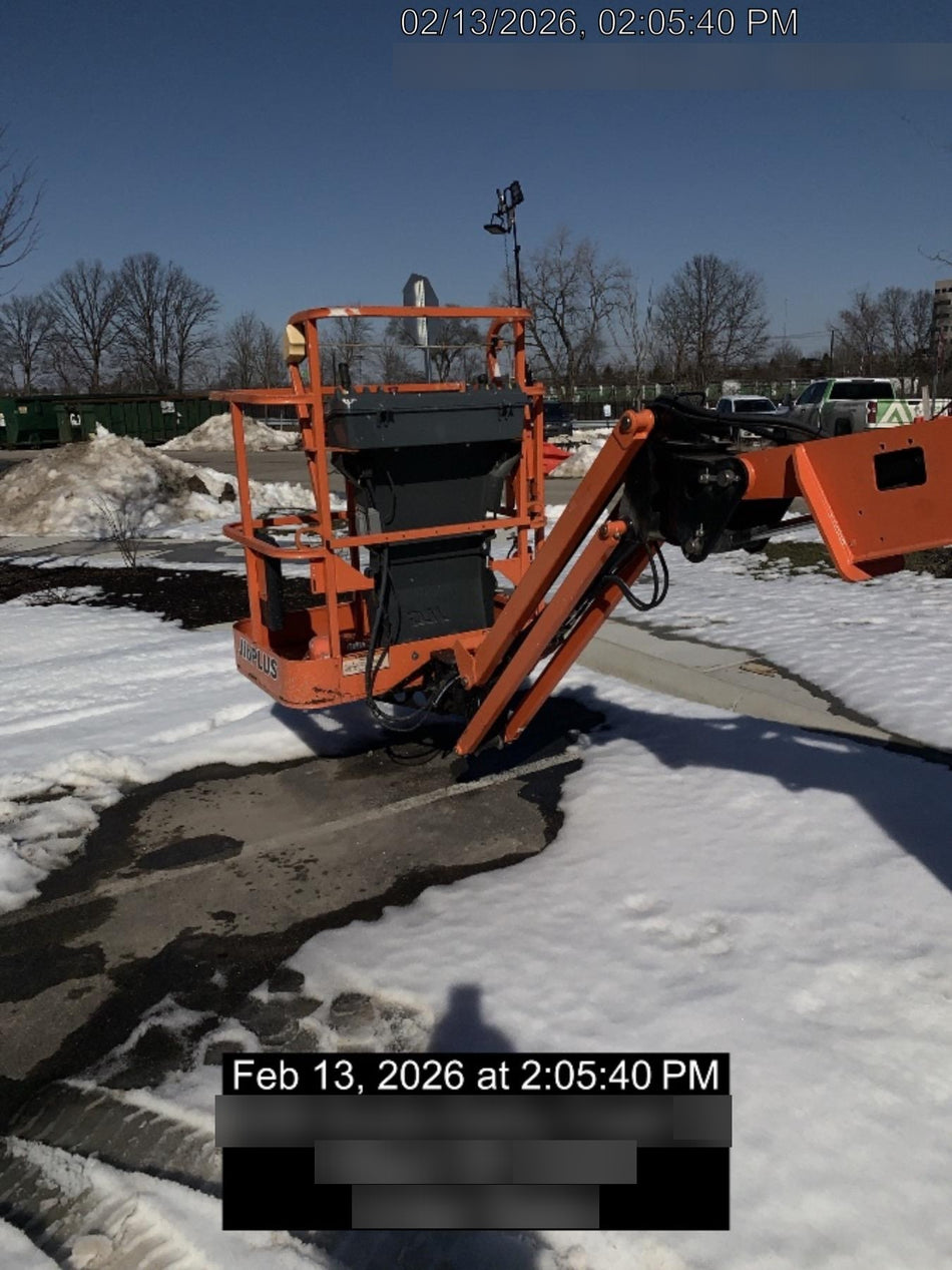 2019 JLG E300AJP