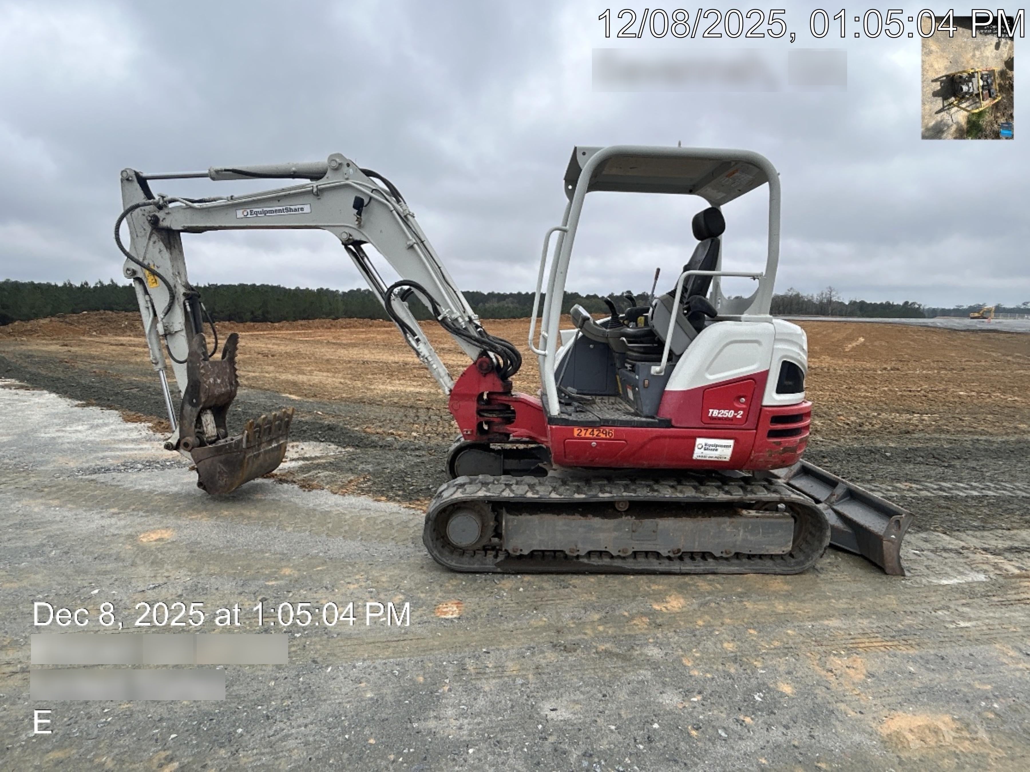 2022 TAKEUCHI TB250-2R