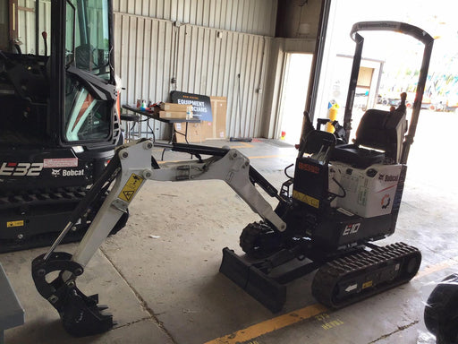 2021 BOBCAT E10