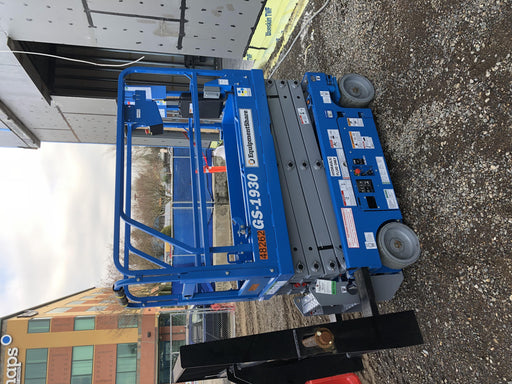 2019 Genie GS-1930 Half Height Swing Gate, 800W Inverter