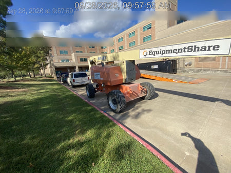 2019 JLG 800AJ