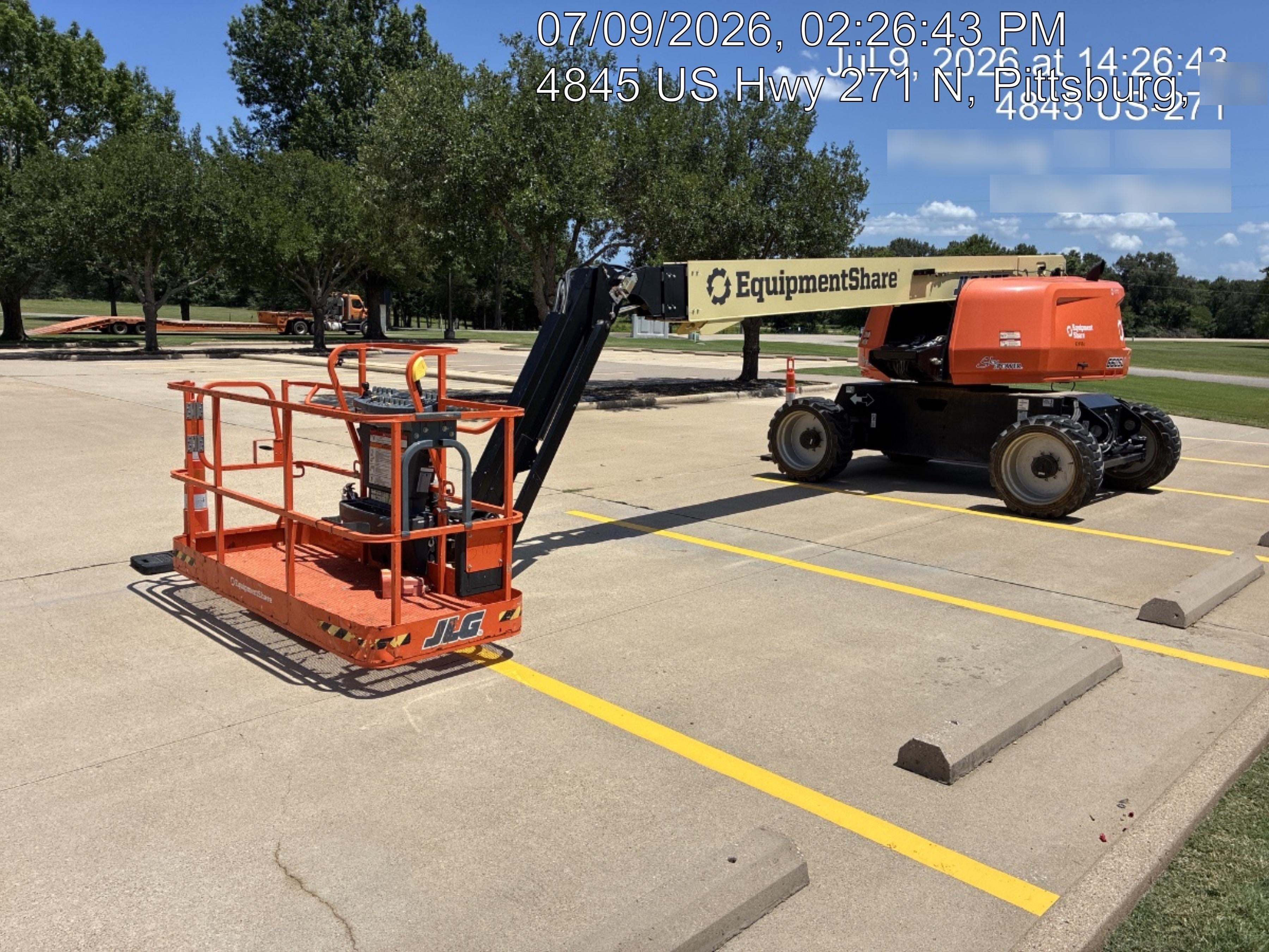 2024 JLG 660SJ