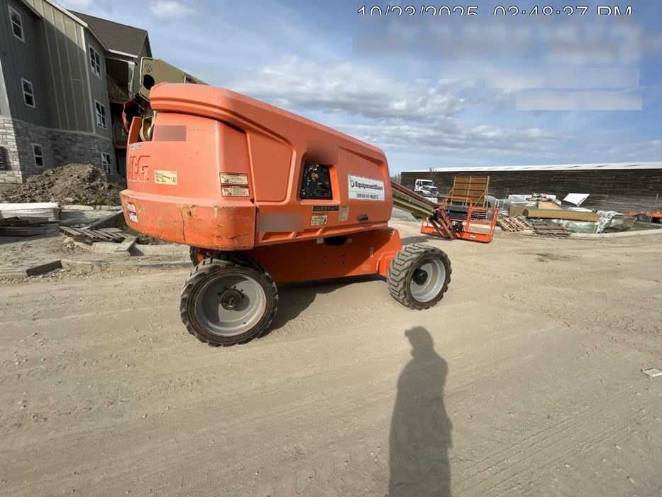2019 JLG 660SJ