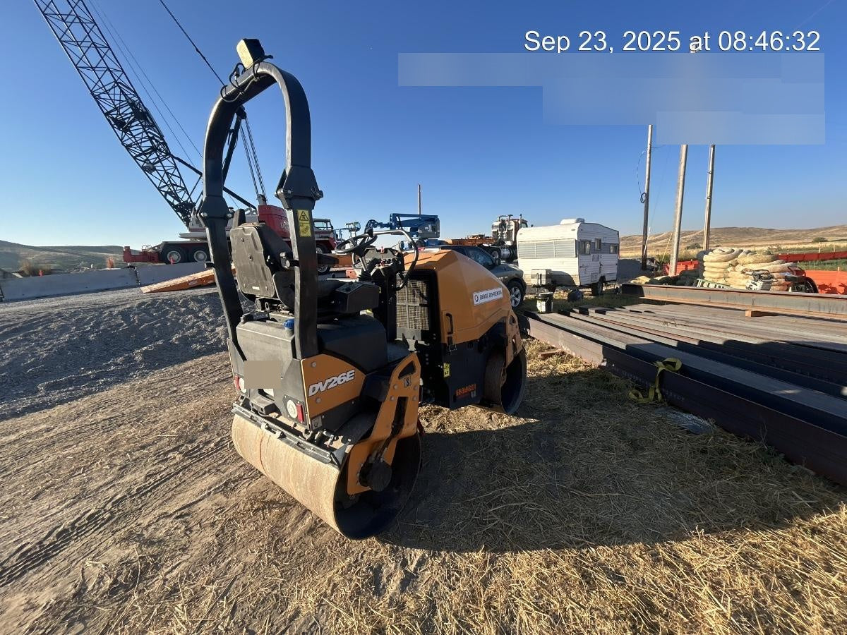 2021 CASE DV26E