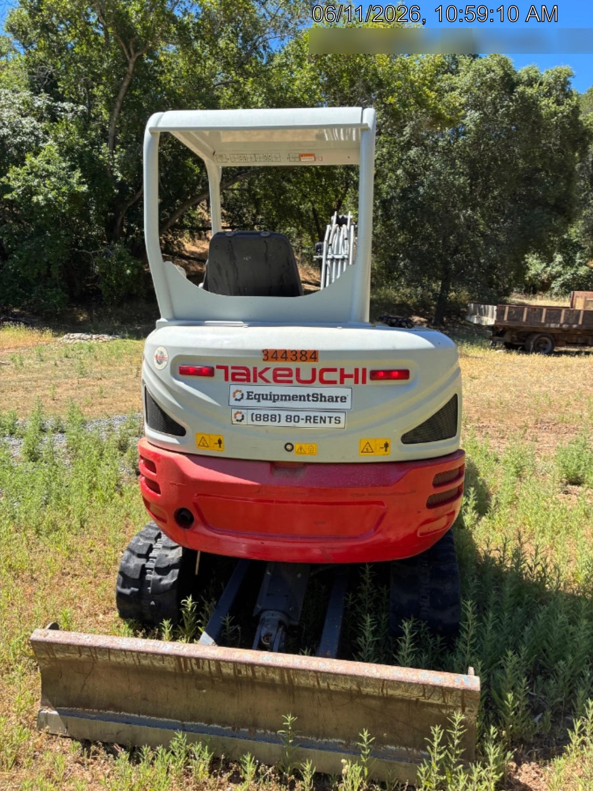 2023 TAKEUCHI TB235-2R