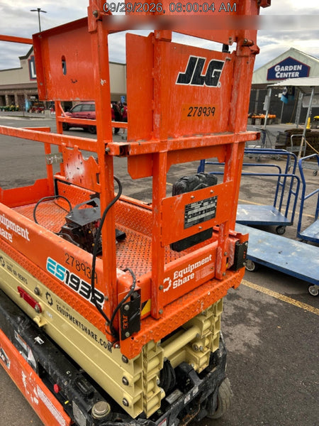 2022 JLG ES1932