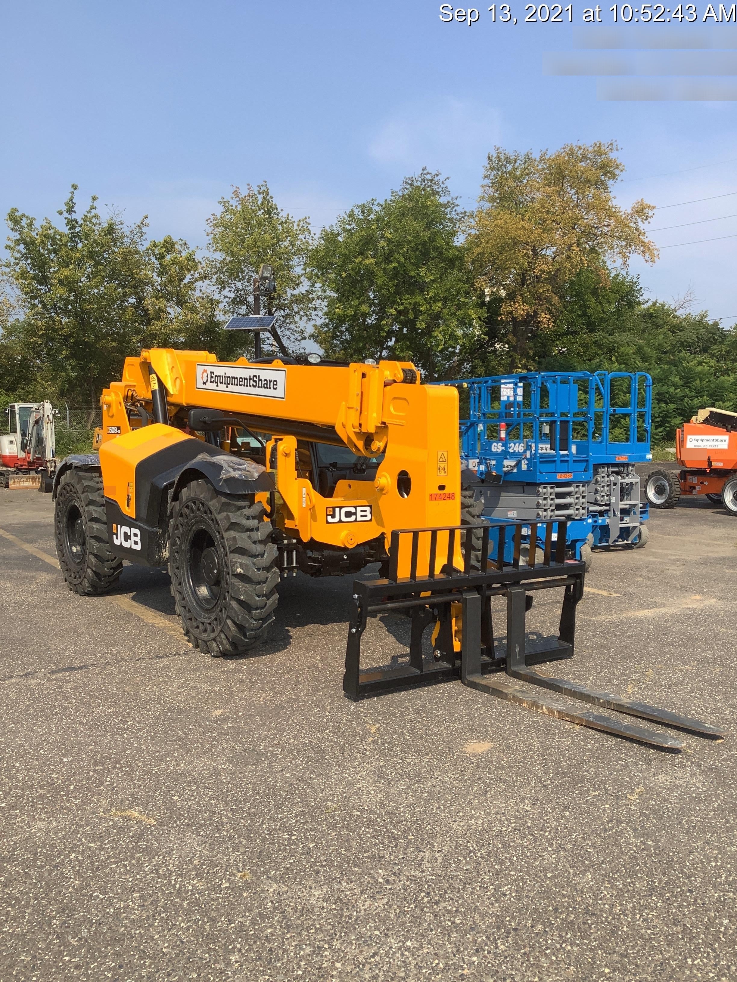 2021 JCB 509-42