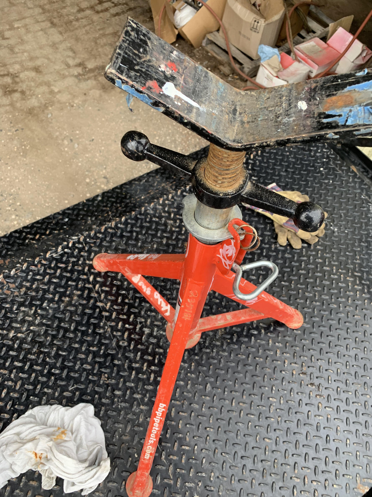 2022 B&B PIPE 4100E