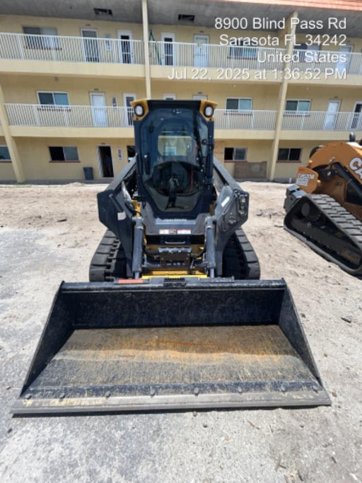 2025 JOHN DEERE 84" Bucket - John Deere