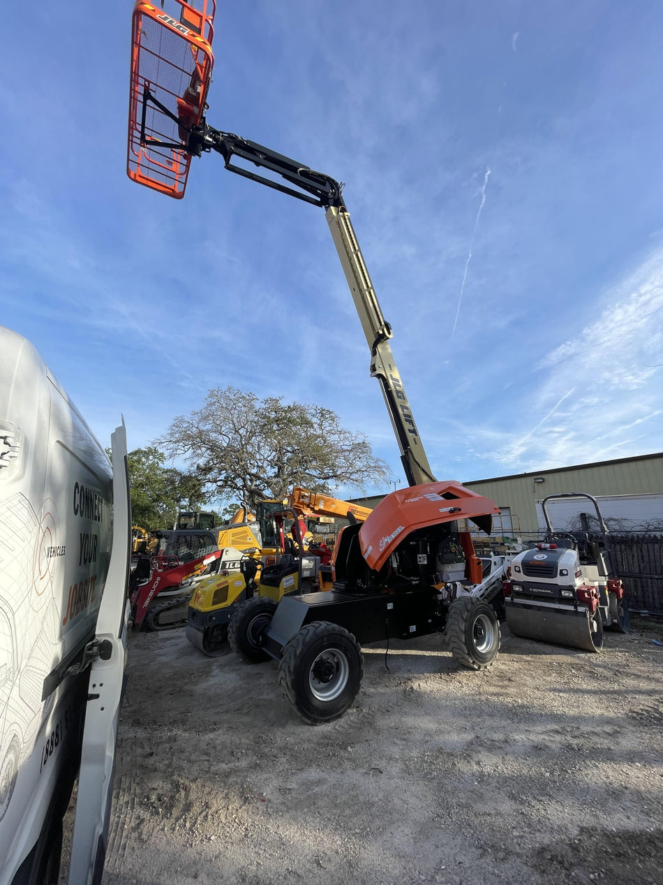2023 JLG 460SJ