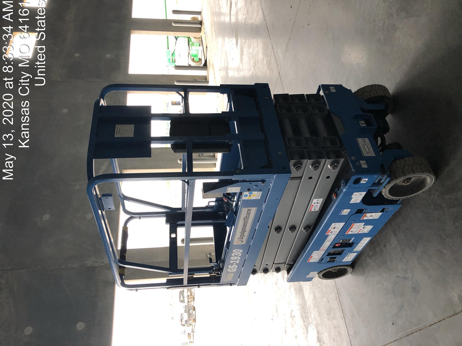 2020 Genie GS-1930 Solid Non Marking Tires, Beacon, Folding rails with half height swing gate