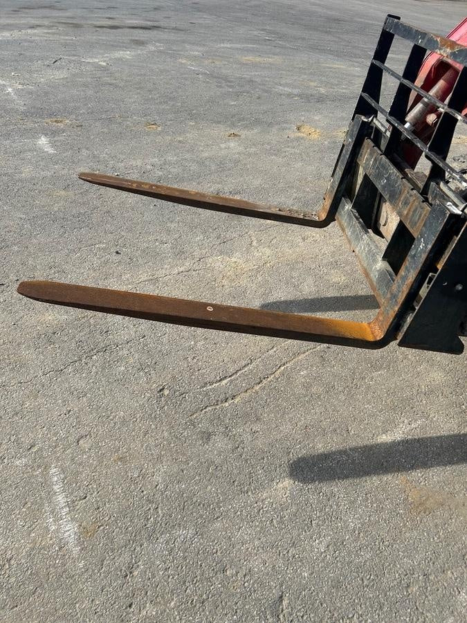 2023 ARROW MATERIAL HANDLING 48" Pallet Forks - Arrow