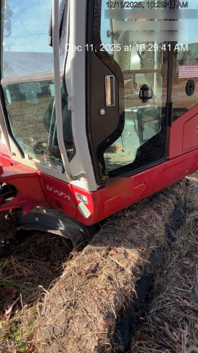2020 TAKEUCHI TB235-2CR