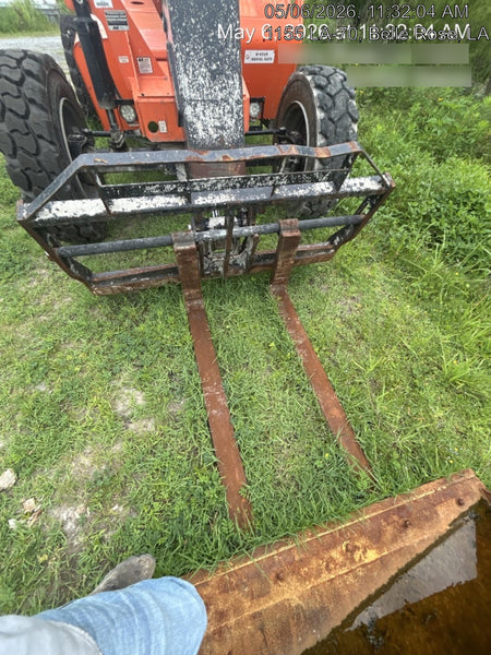 2022 SKYTRAK 8042