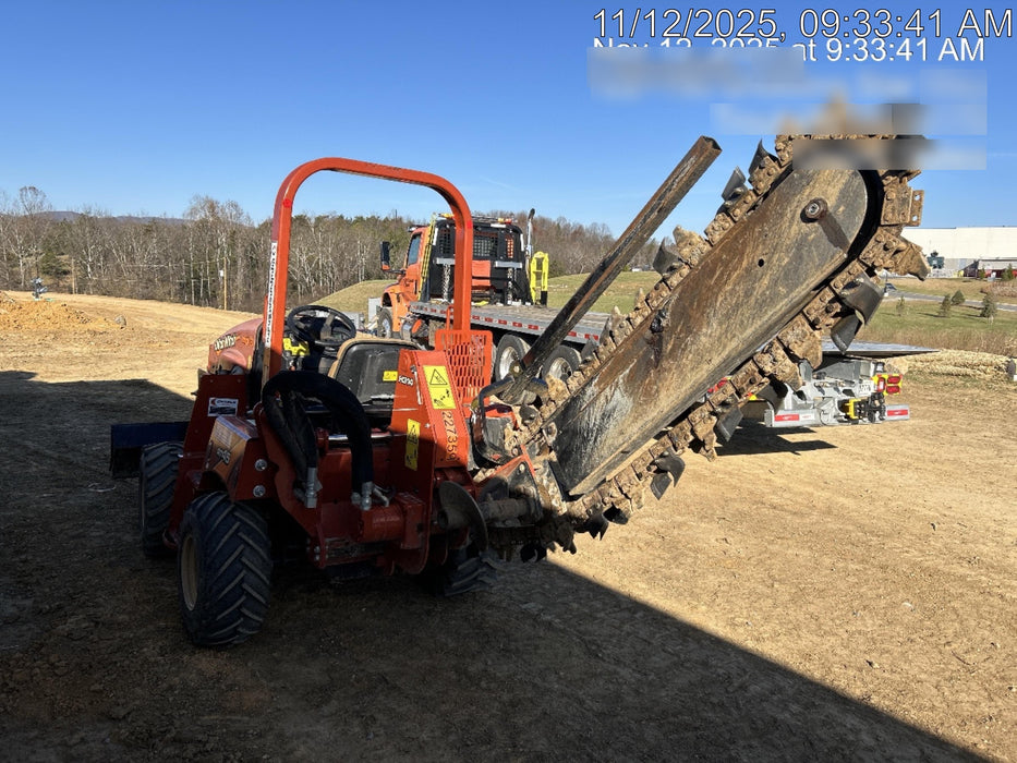 2022 DITCH WITCH RT45A