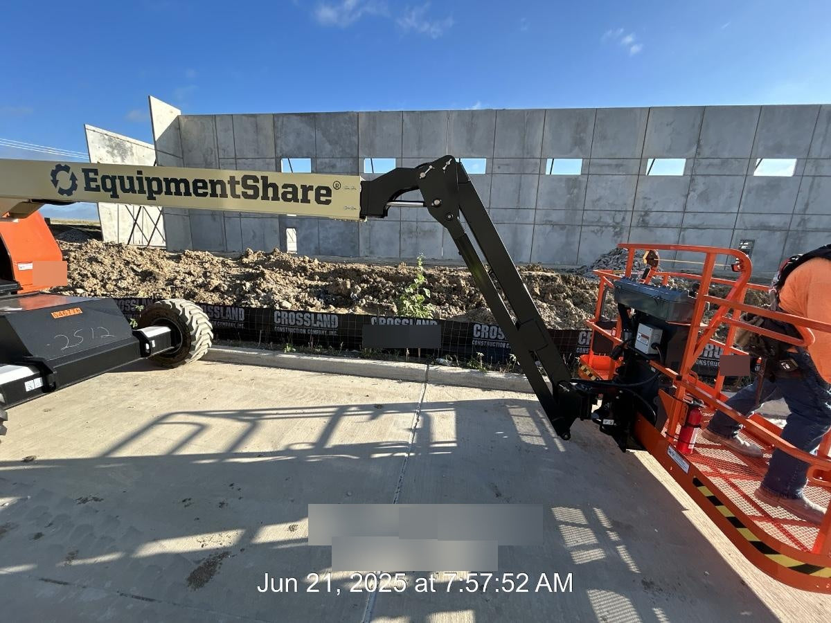 2025 JLG 460SJ
