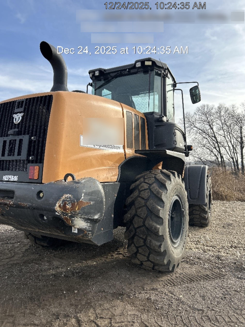 2022 CASE 721G